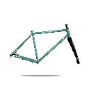 macaron_cadre_seafoam_fondblanc_futuraX+_shadow.webp